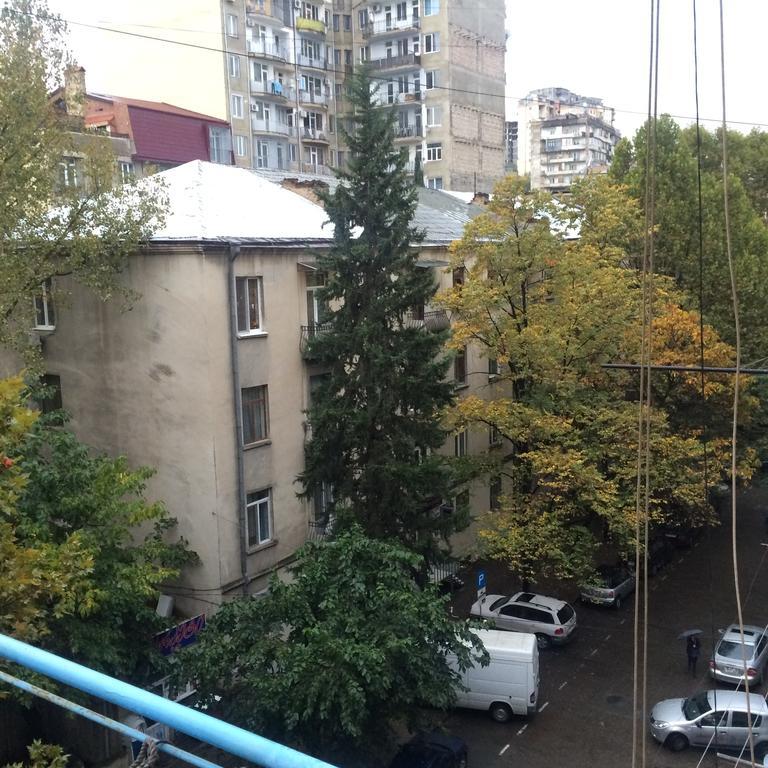 Apartment On Merab Kostava 74 Тбилиси Номер фото